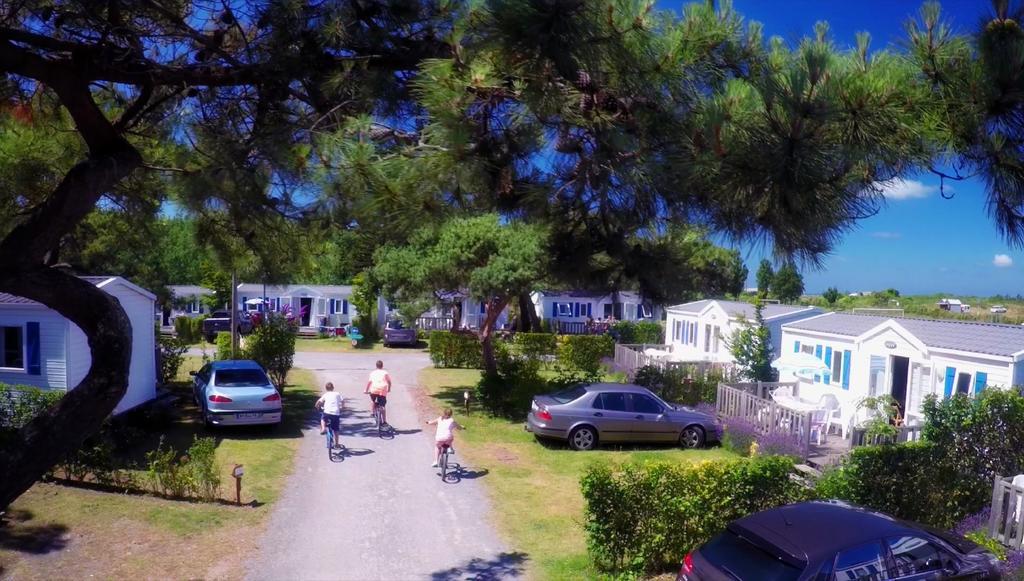 Camping Paradis Les Galets De La Molliere Кайо-сюр-Мер Екстериор снимка
