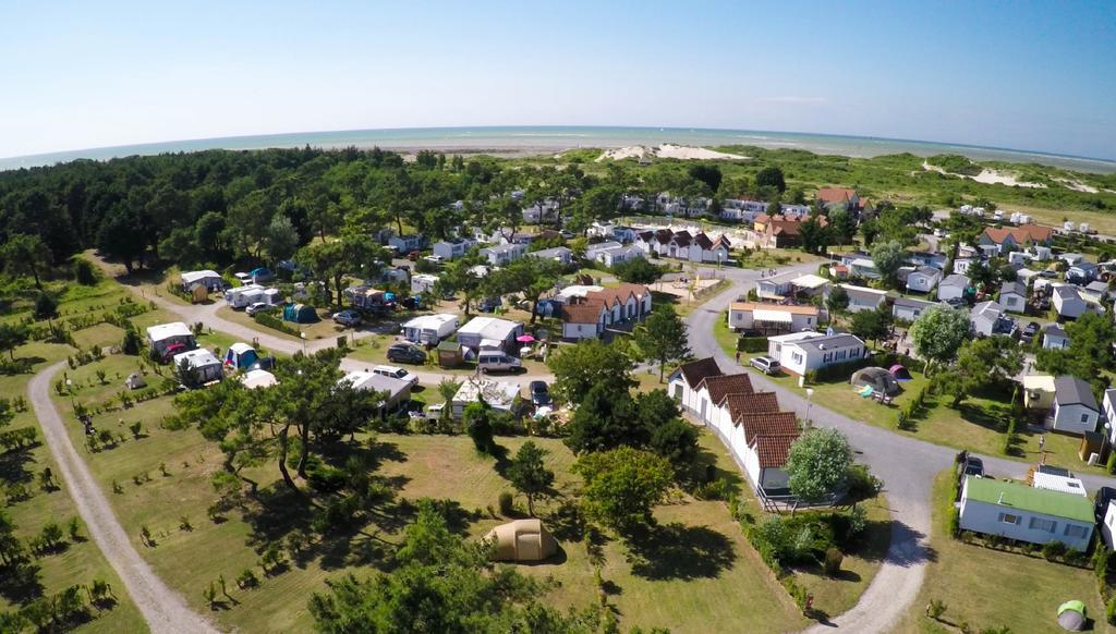 Camping Paradis Les Galets De La Molliere Кайо-сюр-Мер Екстериор снимка