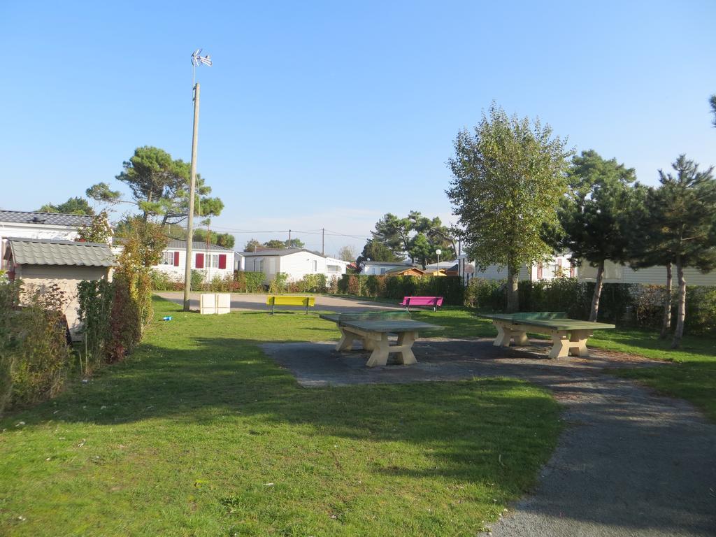 Camping Paradis Les Galets De La Molliere Кайо-сюр-Мер Екстериор снимка