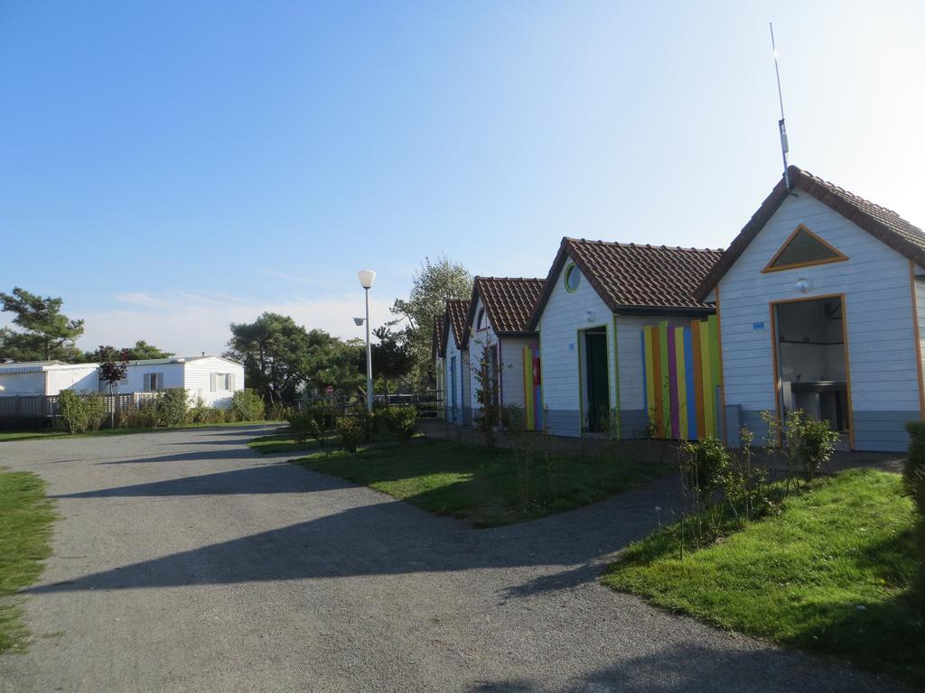 Camping Paradis Les Galets De La Molliere Кайо-сюр-Мер Екстериор снимка