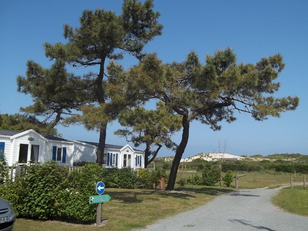 Camping Paradis Les Galets De La Molliere Кайо-сюр-Мер Екстериор снимка